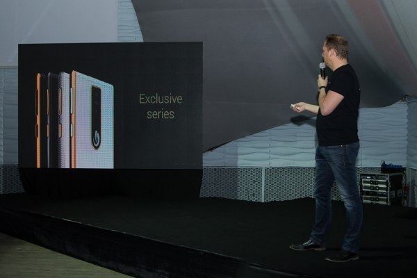 Премиальный смартфон Lumigon T3 выходит на российский рынок