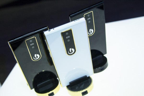 Премиальный смартфон Lumigon T3 выходит на российский рынок