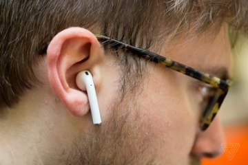 Обзор Apple Airpods: беспроводные технологии, которые восхищают и вываливаются