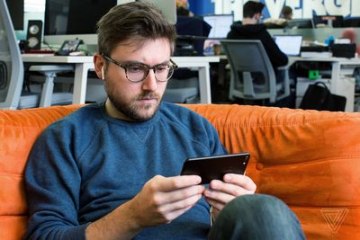 Обзор Apple Airpods: беспроводные технологии, которые восхищают и вываливаются