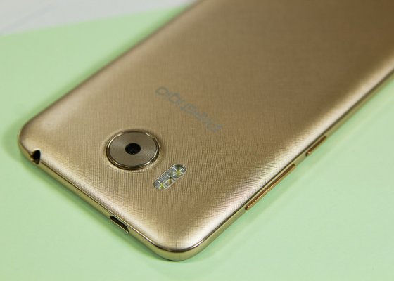 Обзор Prestigio Grace R7 — Внешний вид. 10
