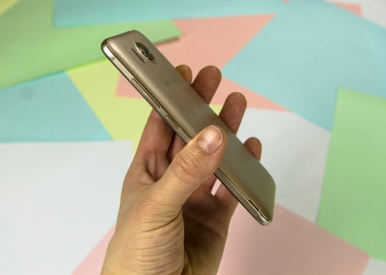 Обзор Prestigio Grace R7 — Внешний вид. 26