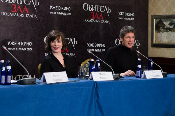 Милла Йовович прибыла в Москву поддержать фанатов Resident Evil