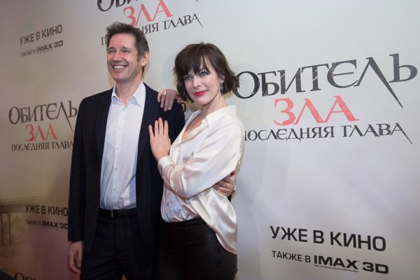 Милла Йовович прибыла в Москву поддержать фанатов Resident Evil