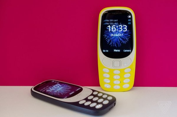 Новая Nokia 3310: живые фото и сравнение с оригиналом