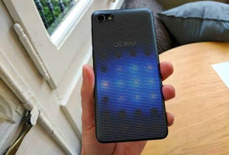 Alcatel представила новые бюджетные смартфоны U5, A3 и A5 LED