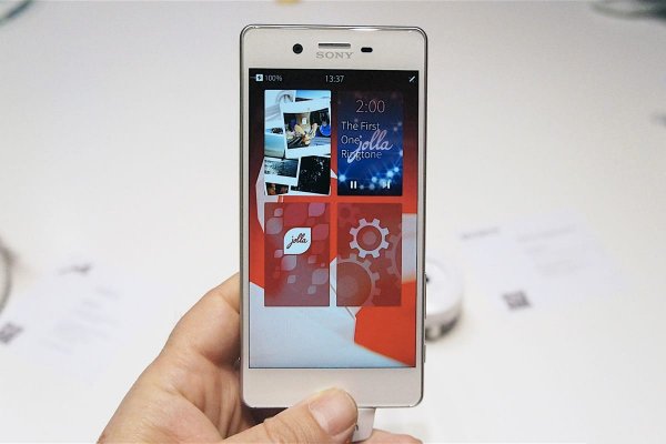 Российский смартфон INOI R7 с Sailfish OS представлен на MWC 2017