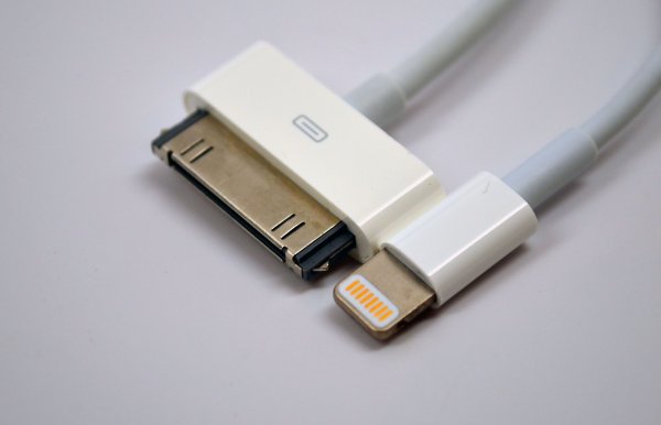 В iPhone 8 разъем Lightning заменят на USB Type-C