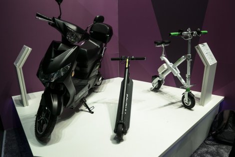 Репортаж с MWC 2017: новинки Archos, Ford, Jolla, TP-Link и Samsung