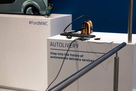 Репортаж с MWC 2017: новинки Archos, Ford, Jolla, TP-Link и Samsung