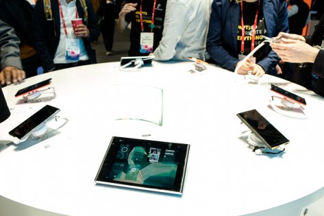 Репортаж с MWC 2017: новинки Archos, Ford, Jolla, TP-Link и Samsung