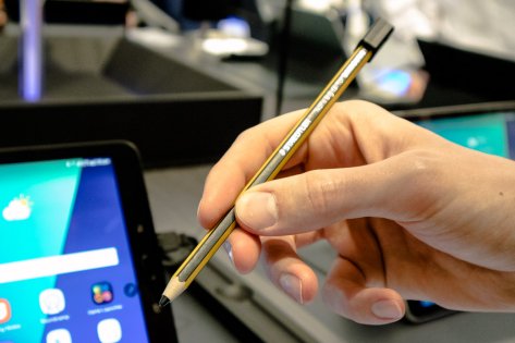 Репортаж с MWC 2017: новинки Archos, Ford, Jolla, TP-Link и Samsung