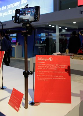 Фотоотчёт с MWC 2017: 5G, OPPO, Qualcomm, роботы и развлечения