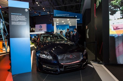 Фотоотчёт с MWC 2017: 5G, OPPO, Qualcomm, роботы и развлечения