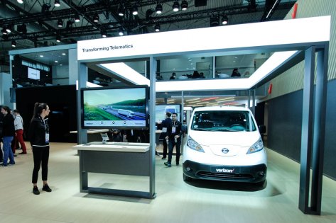 Фотоотчёт с MWC 2017: 5G, OPPO, Qualcomm, роботы и развлечения