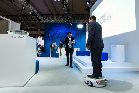 Фотоотчёт с MWC 2017: 5G, OPPO, Qualcomm, роботы и развлечения