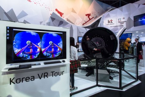 Фотоотчёт с MWC 2017: 5G, OPPO, Qualcomm, роботы и развлечения
