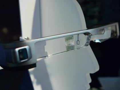 Epson показала новые видеоочки Moverio BT-300 в деле