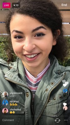Instagram* научился сохранять трансляции