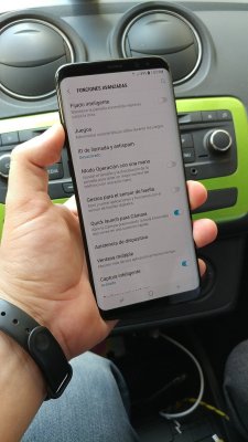 Официальные рендеры и некоторые секреты Galaxy S8 слили в сеть