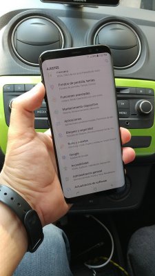 Официальные рендеры и некоторые секреты Galaxy S8 слили в сеть