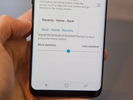 Samsung Galaxy S8: первый взгляд
