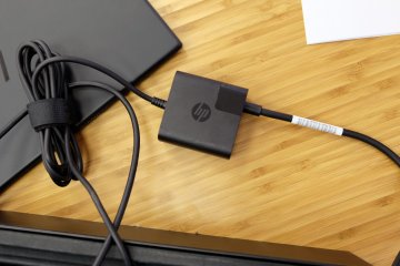 Обзор HP Elite x3 — один за трех и три в одном — Комплект поставки. 9