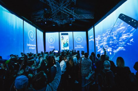 Samsung Galaxy S8 и S8+ представили в России