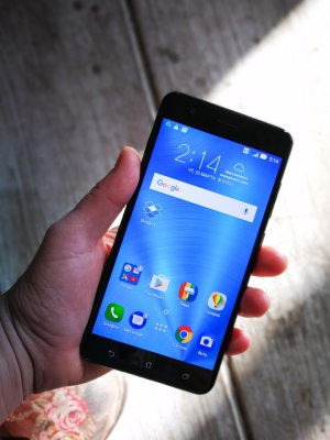 Обзор ASUS ZenFone 3 Zoom — Внешний вид. 18