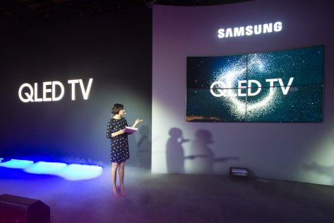 Samsung представила линейку QLED ТВ в России