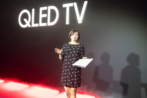 Samsung представила линейку QLED ТВ в России