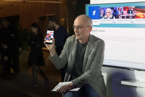 Samsung представила линейку QLED ТВ в России