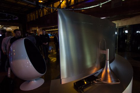 Samsung представила линейку QLED ТВ в России