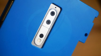 Флагман Nokia с двойной камерой показался на живых фото