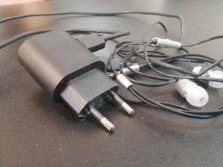 Флагман Nokia с двойной камерой показался на живых фото