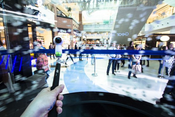 В Москве открылась Samsung Galaxy Studio