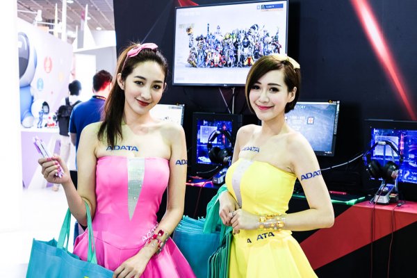 Девушки Computex 2017