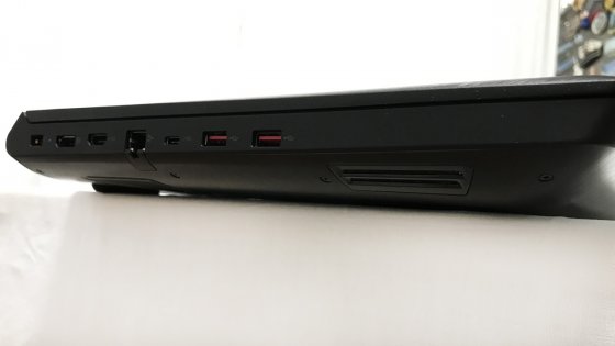 Обзор игрового ноутбука Lenovo IdeaPad Y900 (80Q1)
