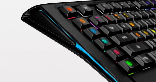 Обзор игровой клавиатуры SteelSeries Apex M800 — Внешний вид. 13