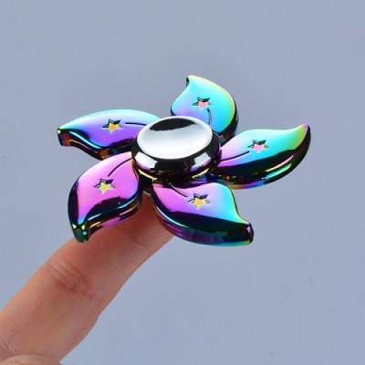 7 недорогих спиннеров на AliExpress