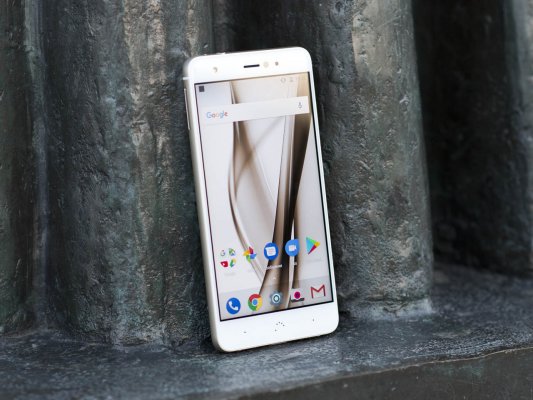 Обзор Aquaris X Pro