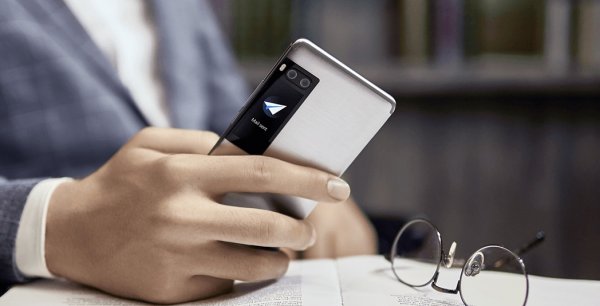 Meizu Pro 7 и Pro 7 Plus с двумя экранами представлены официально