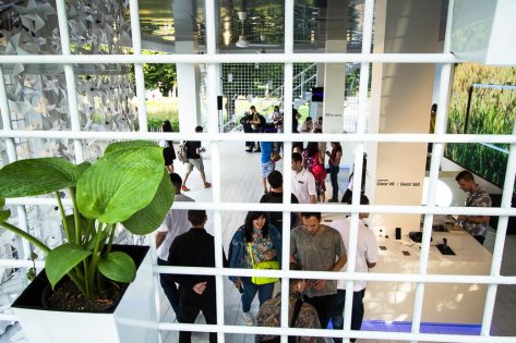В Парке Горького открылся Samsung Galaxy Studio