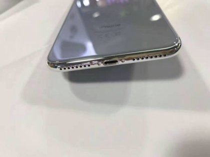 iPhone 7s Plus со стеклянным корпусом показали на фото