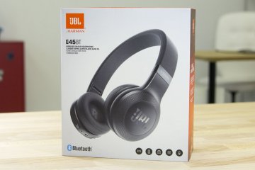 Обзор Bluetooth-наушников JBL E45BT — Комплектация. 1
