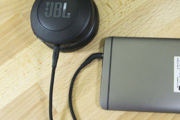 Обзор Bluetooth-наушников JBL E45BT — Органы управления и функционал. 8