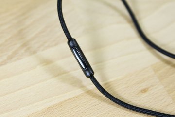 Обзор Bluetooth-наушников JBL E45BT — Органы управления и функционал. 9