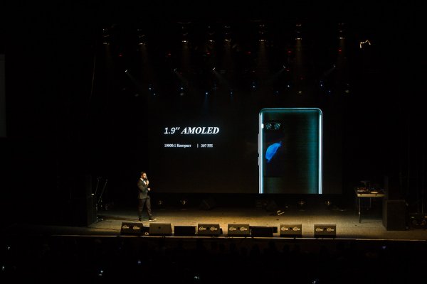 MEIZU Show: песни, пляски и новинки