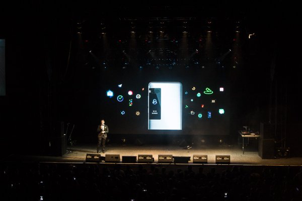 MEIZU Show: песни, пляски и новинки