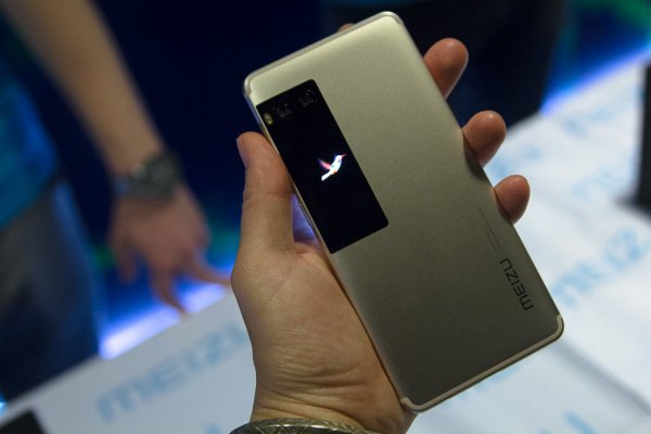 MEIZU Show: песни, пляски и новинки